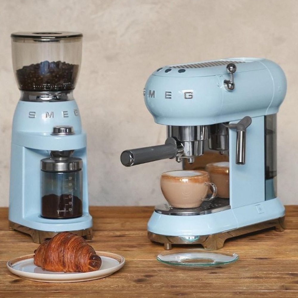 SMEG small appliances espresso machine and coffee grinder